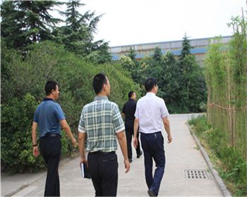 新鄉(xiāng)經(jīng)開區(qū)領(lǐng)導(dǎo)劉書記一行再顧億龍